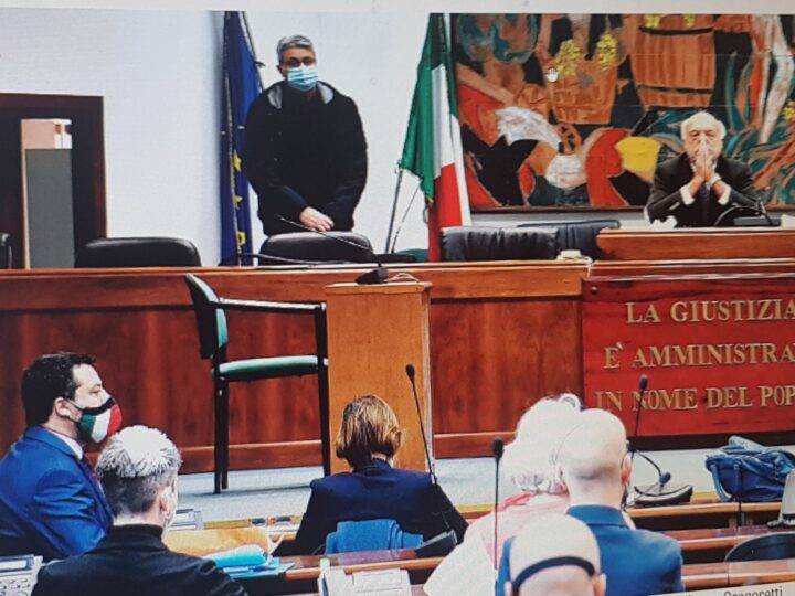 La Procura di Catania ha chiesto il non luogo a procedere per l’ex ministro dell’Interno Salvini. Il Pm “non c’è reato, scelte condivise dal governo e non è stata violata alcuna convenzione internazionale”. Decisione finale al Gup Sarpietro il 14 maggio