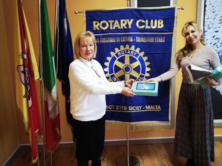 Il Rotary Club “San Gregorio di Catania – Tremestieri Etneo” dona all’Istituto Alberghiero “K. Wojtyla” di Catania tablet per DAD