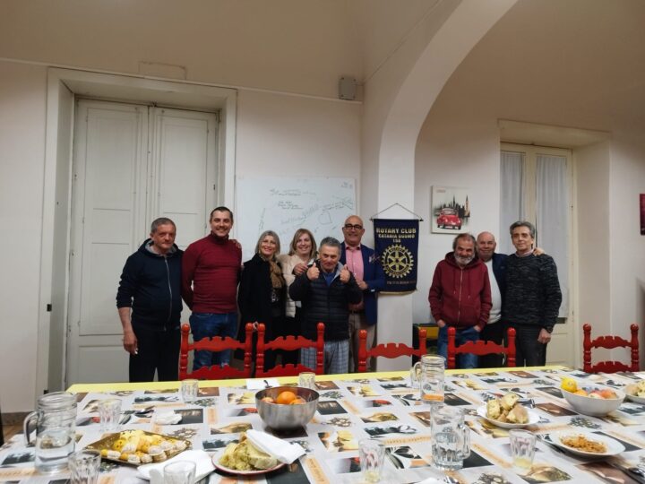Ancora una volta il Rotary Club  Catania Duomo 150 a  cena con i senzatetto
