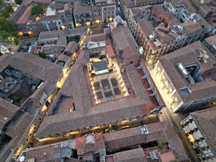 CORTI IN CORTILE – IL CINEMA IN BREVE