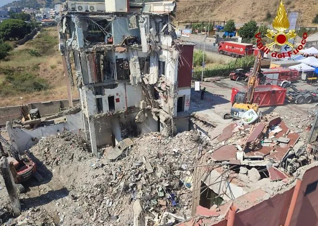 Crollo di Messina, c’è l’ipotesi del cemento depotenziato